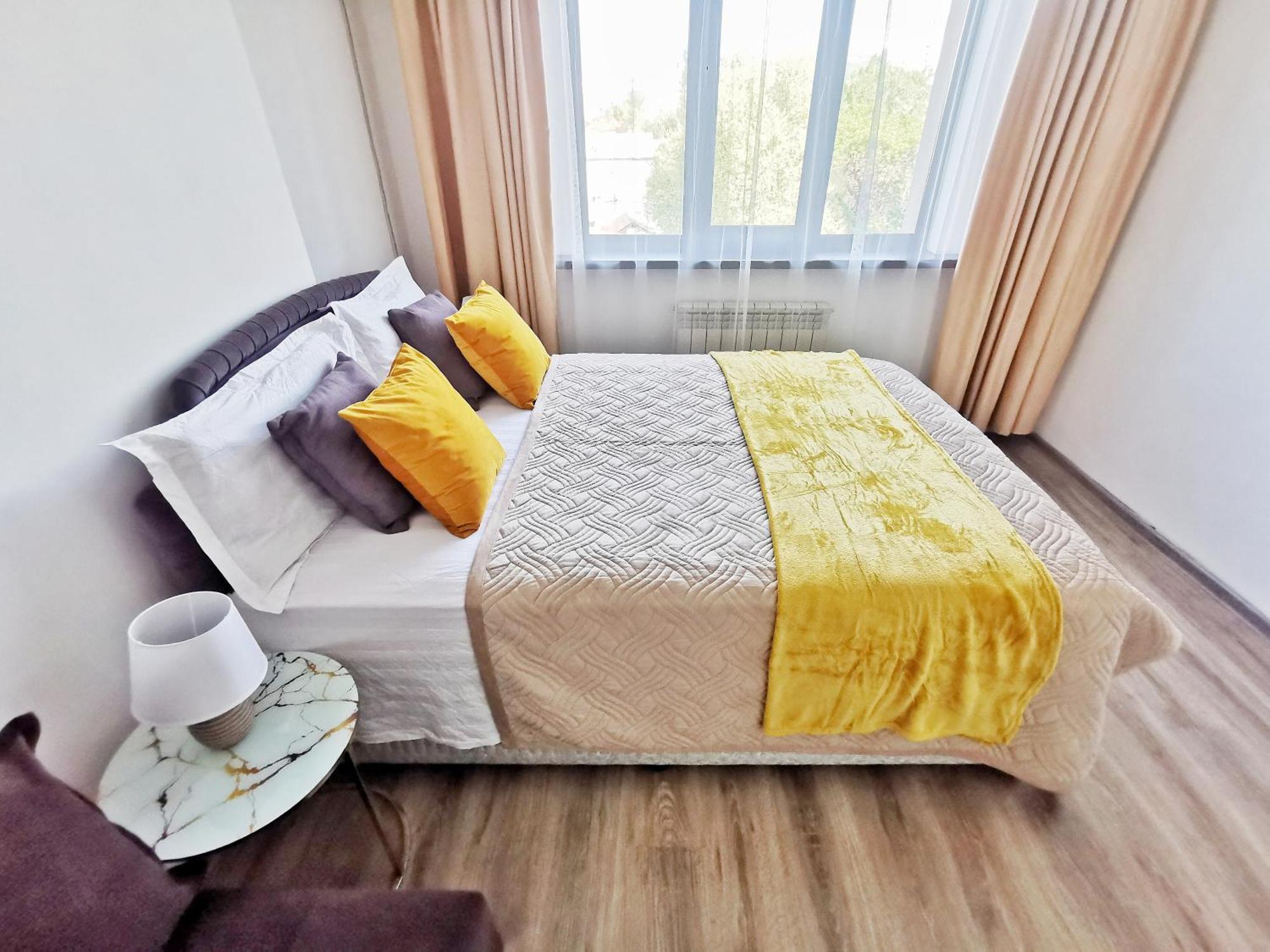 Appartments " Zhetysu-4" Almaty Extérieur photo